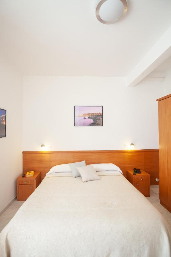 Hotel Viola Gaeta Eksteriør billede