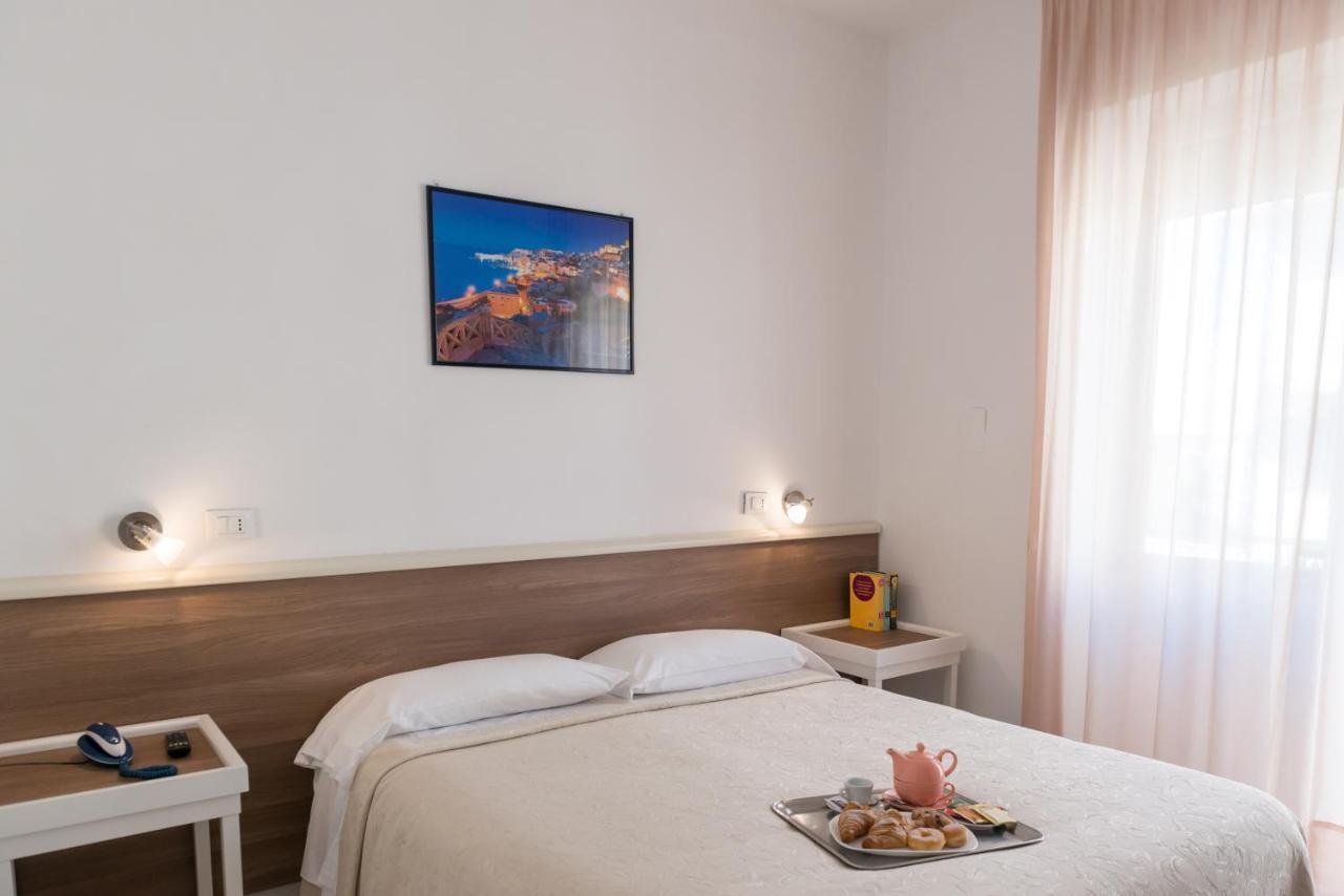 Hotel Viola Gaeta Eksteriør billede