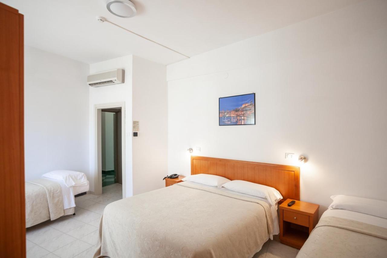 Hotel Viola Gaeta Eksteriør billede