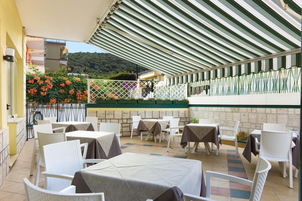 Hotel Viola Gaeta Eksteriør billede